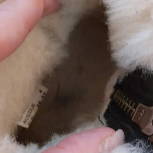 Koolaburra × Uggs La Volta winter boots sheepskin and real fur wool size 6