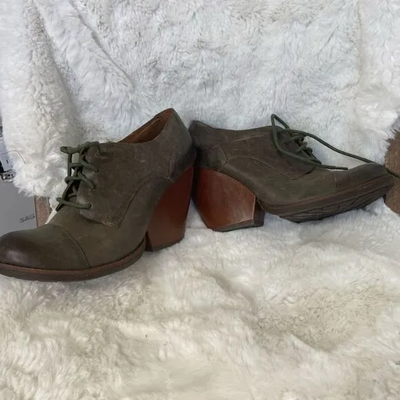 KORKS Kork-Ease Estella  olive green lace up leather ankle boots booties 9.5