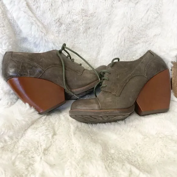 KORKS Kork-Ease Estella  olive green lace up leather ankle boots booties 9.5