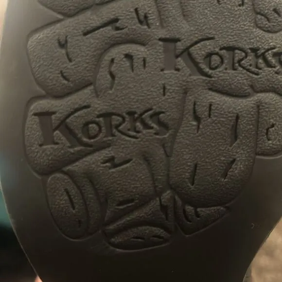 Korks Black Tasha Ankle Boots size 10. NWOT