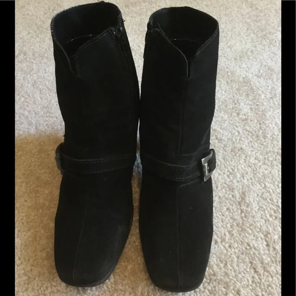 La Canadienne Waterproof Winter Suede Boots Black Heeled Size 8
