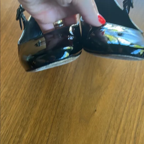 Larroudé ballet flats. Size 6