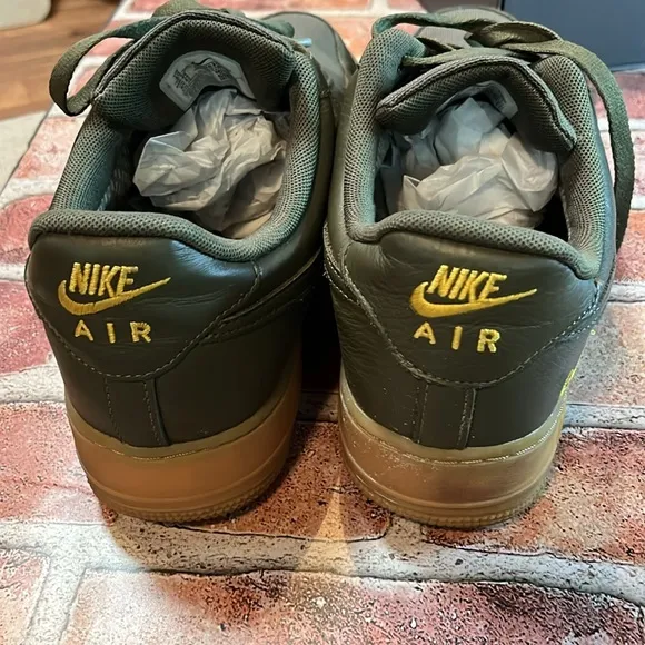 LAST CHANCE Nike Air Force 1 Low Gore-Tex Sneakers shoes men’s sz 10