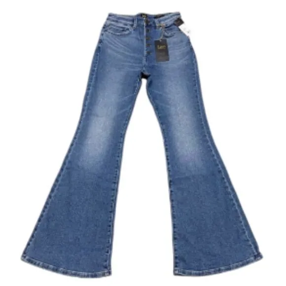 Lee Vintage Modern High Rise Flare Jeans 28x33 NWT Stretch Distressed Denim