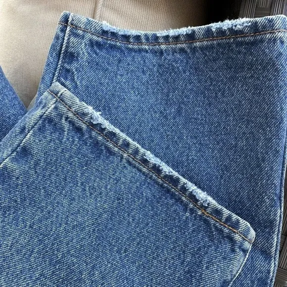 Levi’s women’s premium wedgie straight jeans destructed Oxnard drive med sz 31