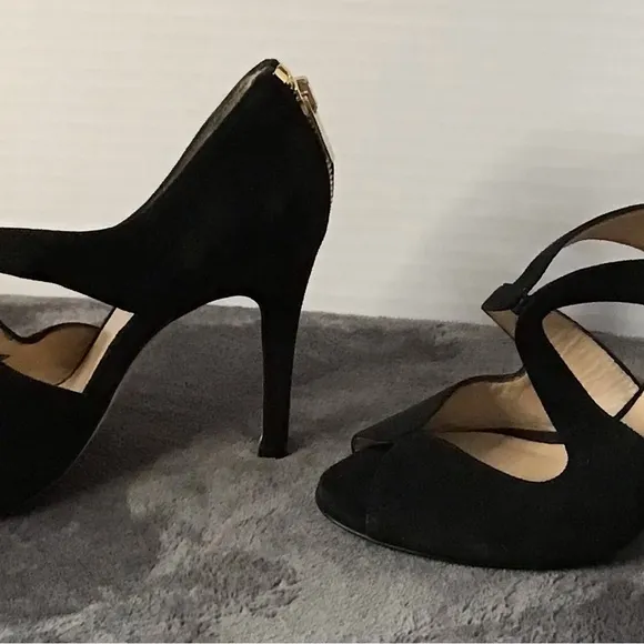 L.K. Bennett Signature Style Black Suede Open Toe Crafted In Italy Size 6.5 US