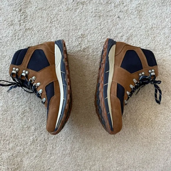 LL Bean Mountain Classic Mens Brown Waterproof Hiking Boots Camping Outdoors