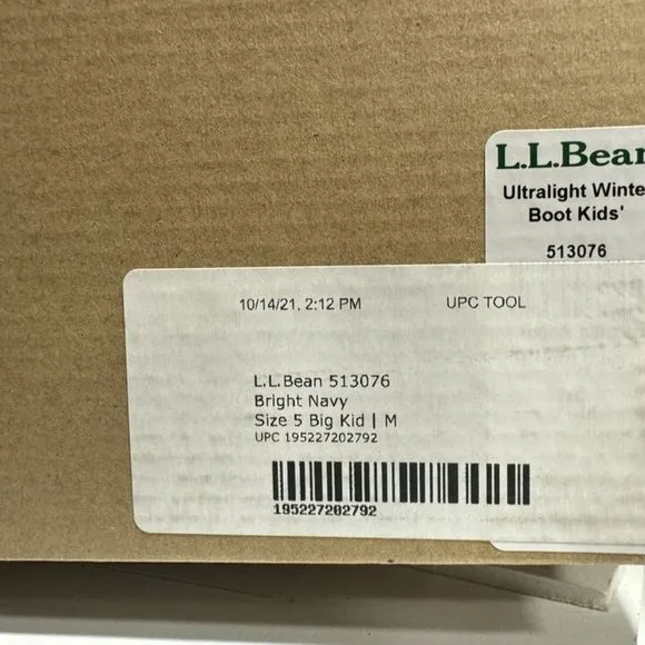 LL Bean Ultralight Winter Boots Navy Size 5 M Big Kid