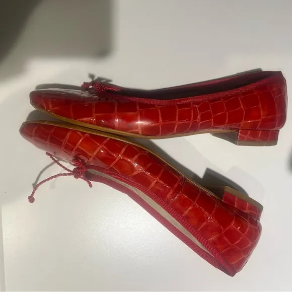 Lodi Red Leather Crocodile Pattern Ballet Flats SZ 38 Made in Spain