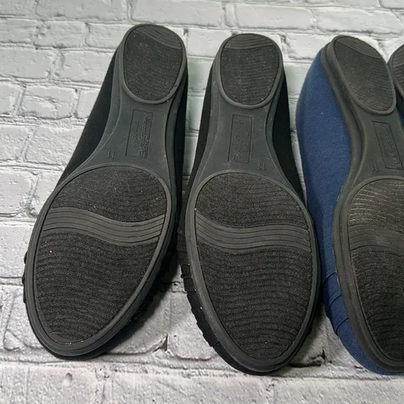 Lot of 2 size 11 American Eagle Women's Bree Pleated Ballet Flat Shoes Blu Black