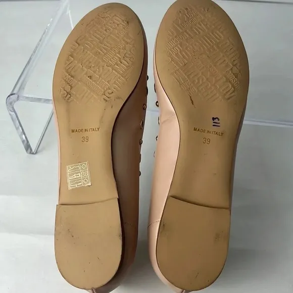 LOVE Moschino Rosa Studded Scalloped Ballet Flats Grommet Size 39 US 9