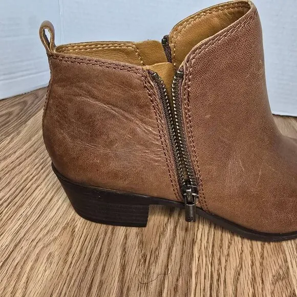 Lucky Brand LK-Basel Boots Womens 9.5M Brown Leather Ankle Booties Zip 1.5&quot; Heel
