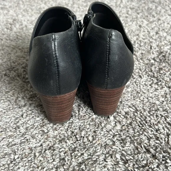 Lucky Brand Tylera Leather Wedge Sandal Black Size 5