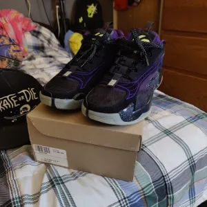 Luke 1's Purple And Black Galaxy Size 11