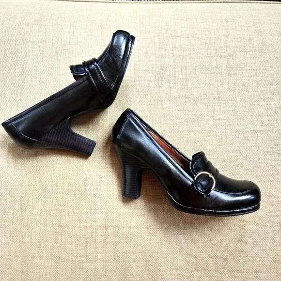 Madden Girl 4&quot; Heeled Black Leather Shoes, Decorative Buckle, Size 10