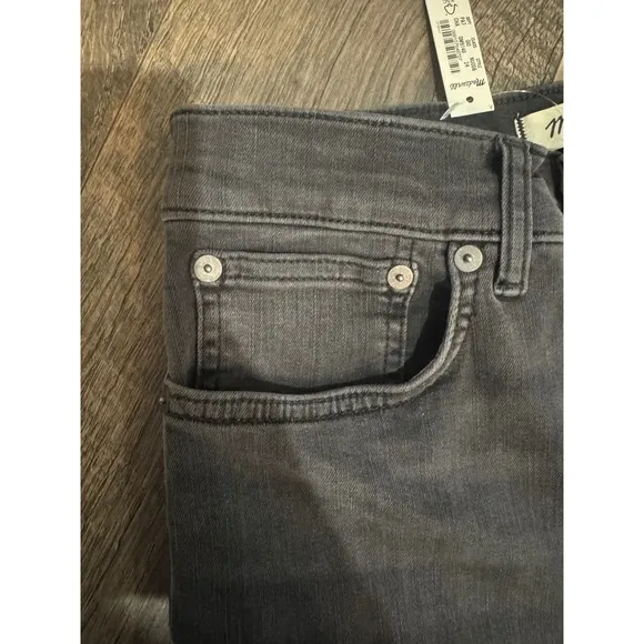 Madewell Flared Wide-Leg Crop Jeans Raw Hem Gray Wash Denim Size 26