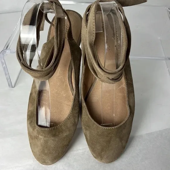 Madewell The April Ankle-Wrap Ballet Flat Suede Leather Round Toe Shoe Size 7.5