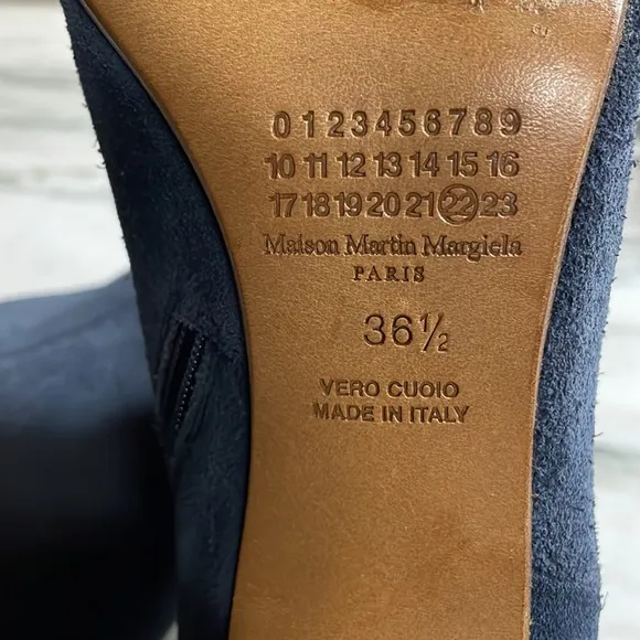 Maison Martin Margiela Blue Suede Peep-toe heel, side zip size 36.5 (6.5)
