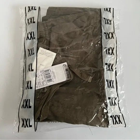 Mango - Women's, Linen Shorts - Khaki. Size: XXL. NWT. (1116)