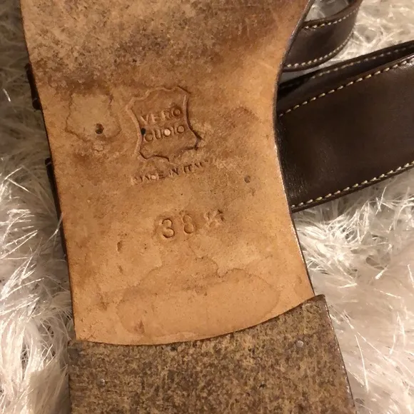 Manolo Blahnik  Brown Leather Sandals