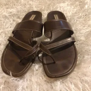 Manolo Blahnik  Brown Leather Sandals