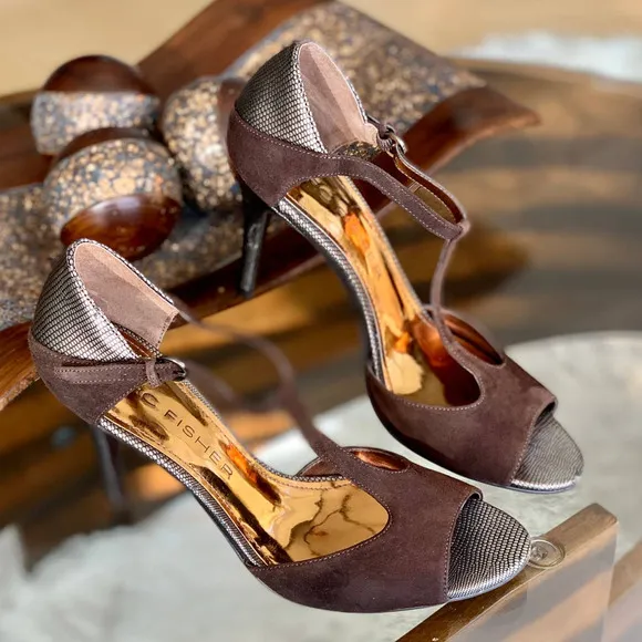 Marc Fisher Suede And Metallic Leather Trim T-Strap Heeled Shoes Size 8.5