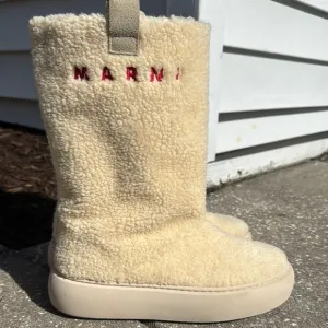 Marni Beige Shearling Boots with Red Logo