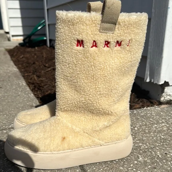 Marni Beige Shearling Boots with Red Logo