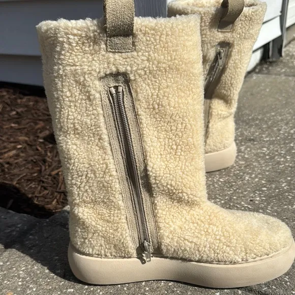 Marni Beige Shearling Boots with Red Logo
