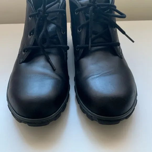 Men’s Bogs Casual Chukka Waterproof Black Leather Boots