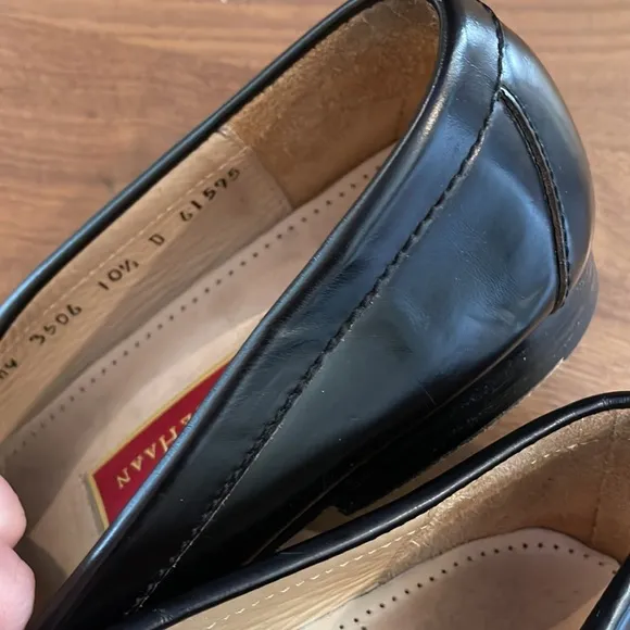 Mens Cole Haan Black dress shoes loafers size 10.5