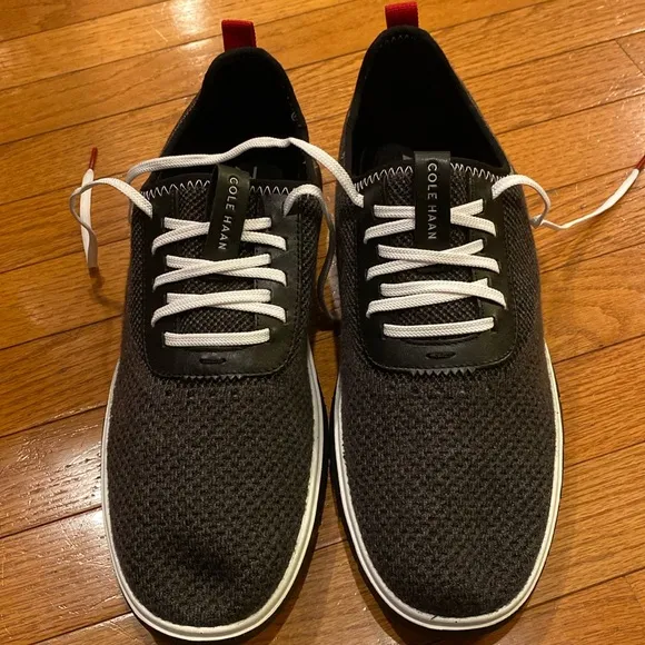 Men’s Cole Haan ZeroGrand black shoes Sz 11.5
