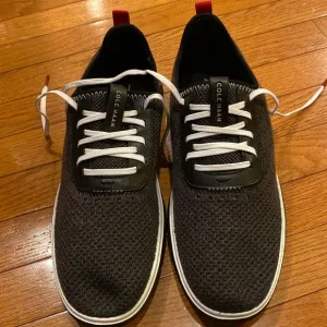 Men’s Cole Haan ZeroGrand black shoes Sz 11.5