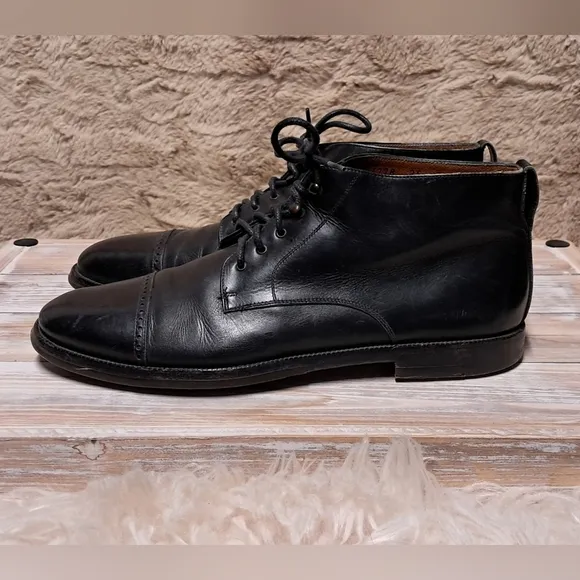 Men's Ferragamo Leather Dress Shoes Size 9