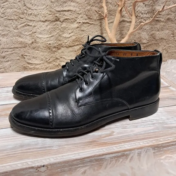 Men's Ferragamo Leather Dress Shoes Size 9