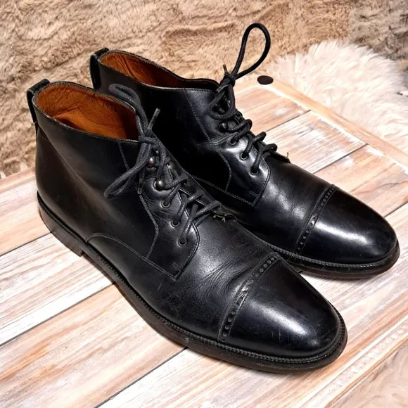 Men's Ferragamo Leather Dress Shoes Size 9