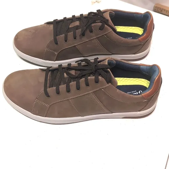 Men's Florsheim shoe Co. Brown Comfortech lace up leather sneakers size 11 NWT