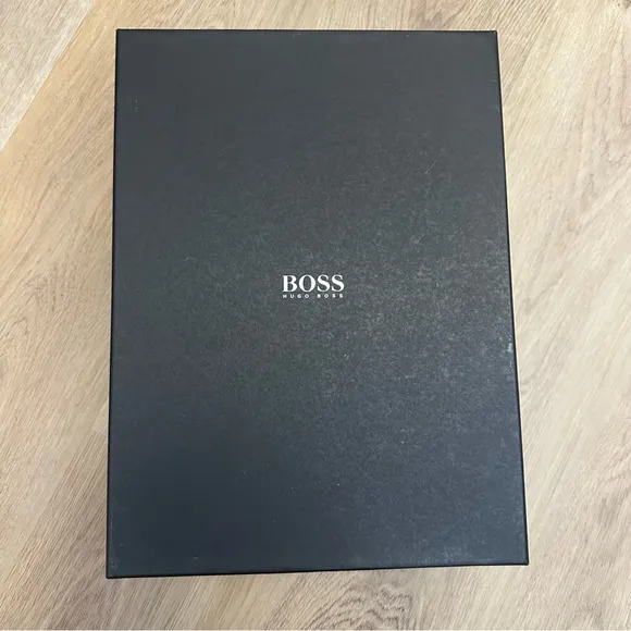 Men’s Hugo Boss Modern Zip Black Leather Boots size 10.5