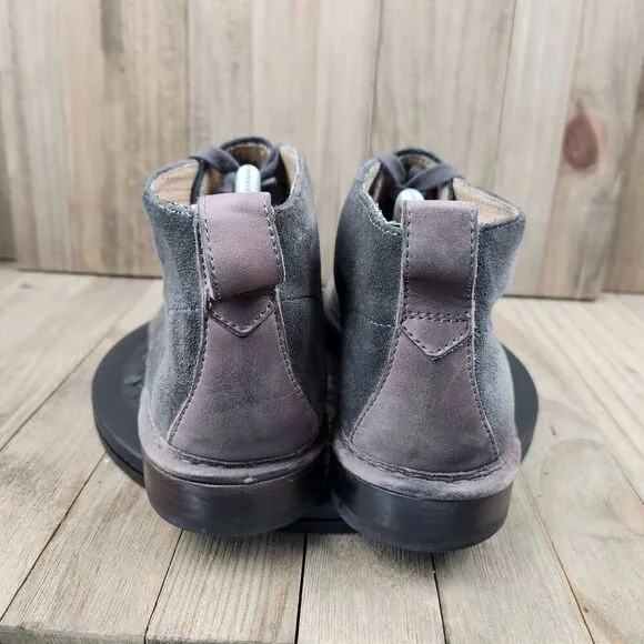 Mens John Varvatos size 8.5 Grey Leather Casual Chukka Boots