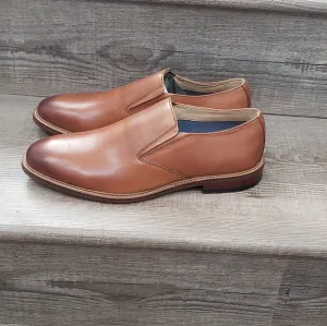 Men's leather Ashton Grey slip in dress shoes size 8 - NWNT