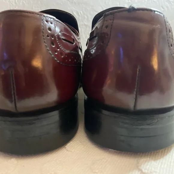 Men's Oakton American Burgundy  leather upper wingtip tassel loafers