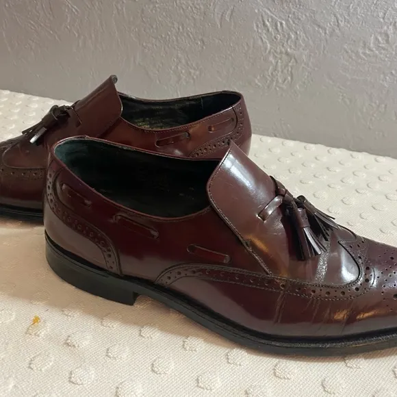 Men's Oakton American Burgundy  leather upper wingtip tassel loafers