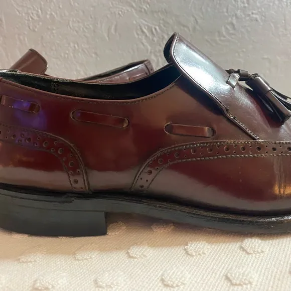 Men's Oakton American Burgundy  leather upper wingtip tassel loafers