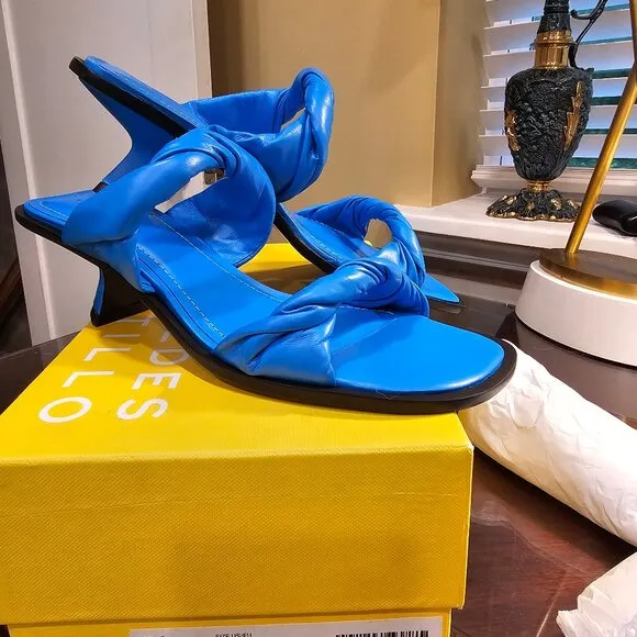 MERCEDES CASTILLO shoes, size 9.5