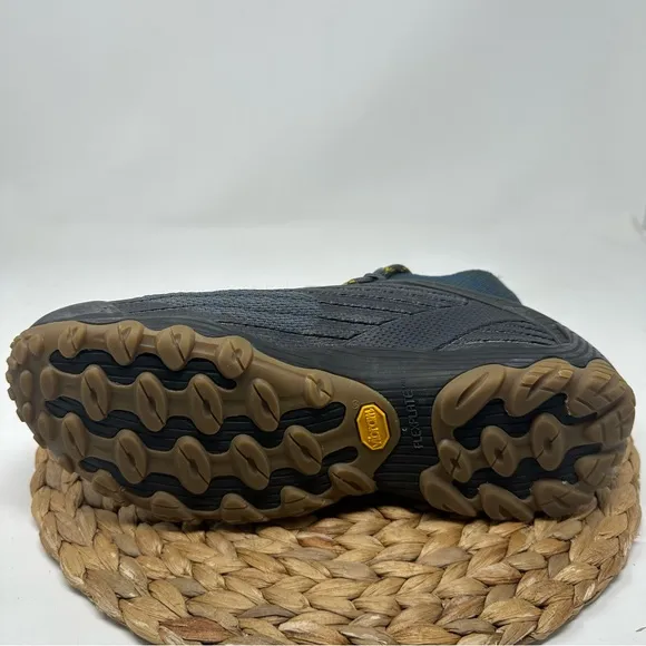 Merrell Chameleon 7 Knit Mid Hiking Boots Gray Black Vibram Soles Size 11 Men's