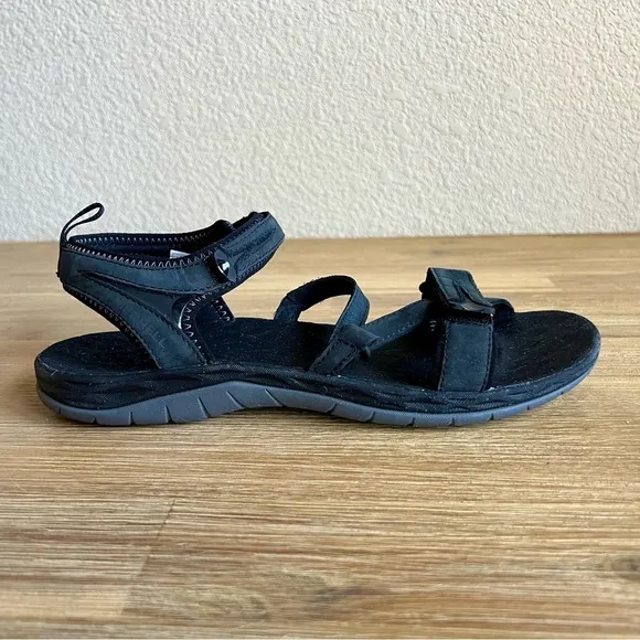 Merrell Form 2 Women Black Grip Soles Size 10 Performance Outdoor Hiking Sandals