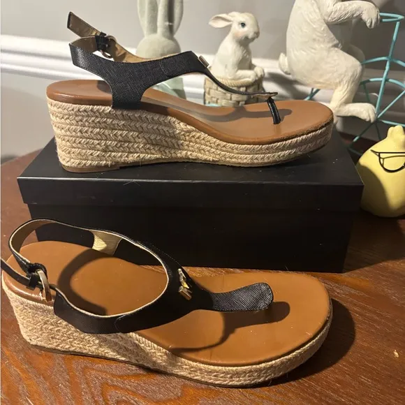 Michael Kors Black Women's Sandals -Size 8 Worn 3 times