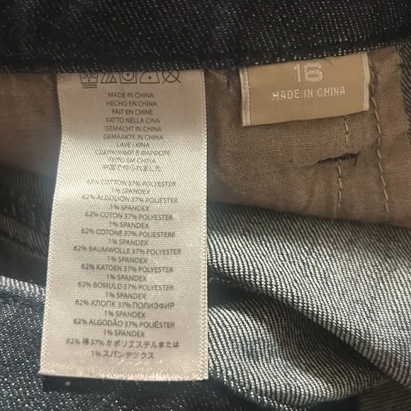 Michael Kors Dark Rinse 5 Pocket Mid Rise Skinny Jeans in Size 16