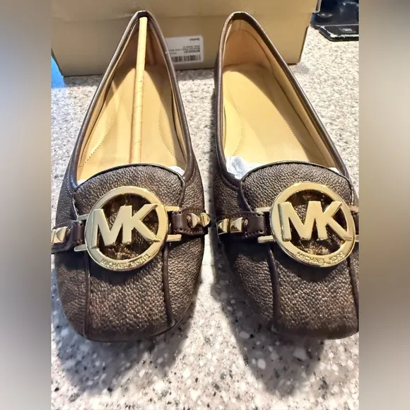 Michael Kors Lillie Ballet Flat Women's MK Logo Brown size 10M New