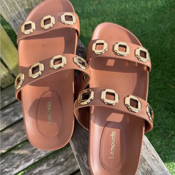 Milan Slide In Caramel Leather Larroudé Size 8 NWOB